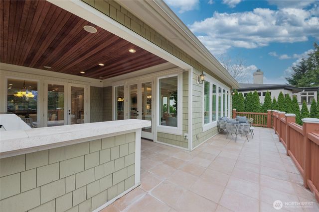 7661 NE 14th Street, Medina, WA 98039