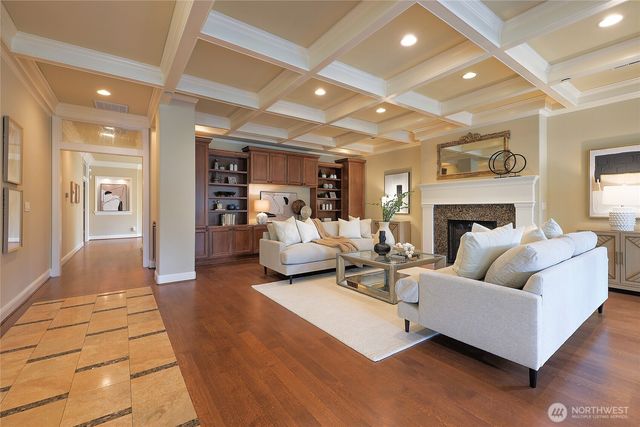 7661 NE 14th Street, Medina, WA 98039