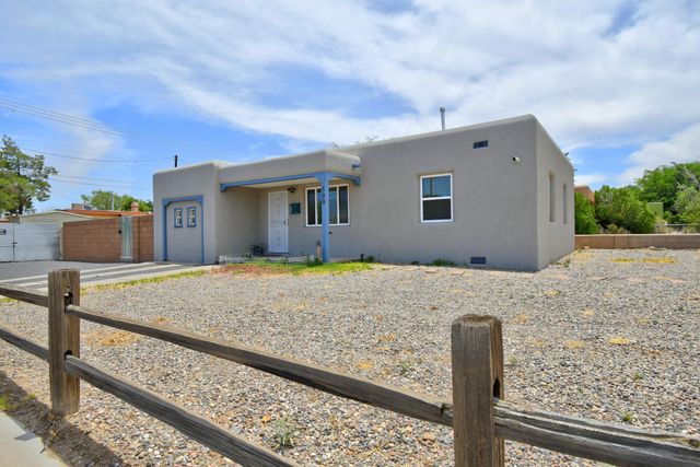 500 VALVERDE Drive SE, Albuquerque, NM 87108