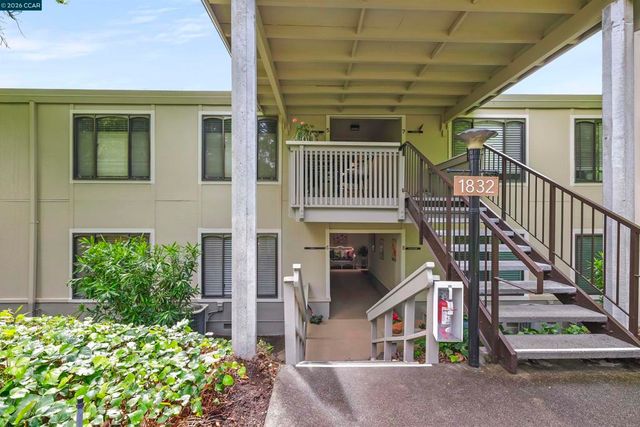 1832 Golden Rain 6, Walnut Creek, CA 94595