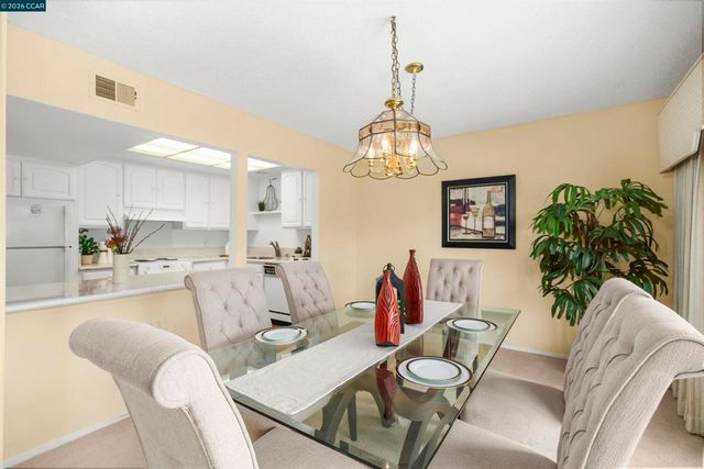 1832 Golden Rain 6, Walnut Creek, CA 94595