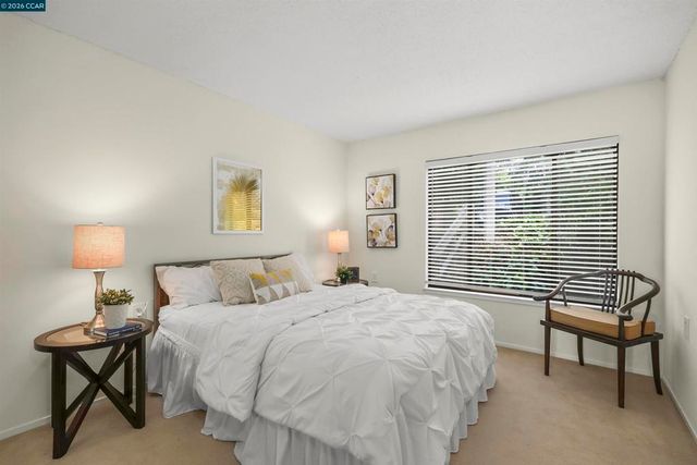 1832 Golden Rain 6, Walnut Creek, CA 94595