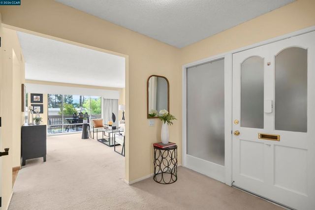 1832 Golden Rain 6, Walnut Creek, CA 94595