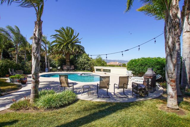 303 Taryn Court, Hollister, CA 95023
