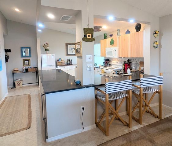 9300 CLUBSIDE CIRCLE 1308, Sarasota, FL 34238