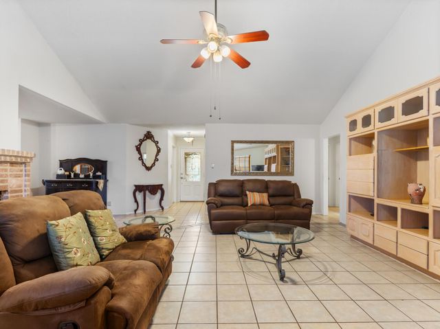 4 Abalone Street, Bay City, TX 77414