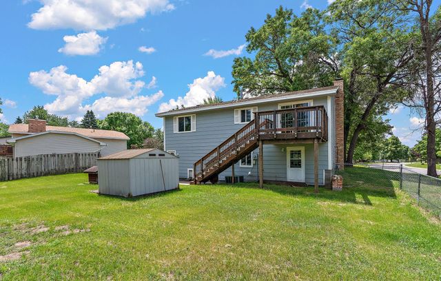 1033 121st Lane NW, Coon Rapids, MN 55448