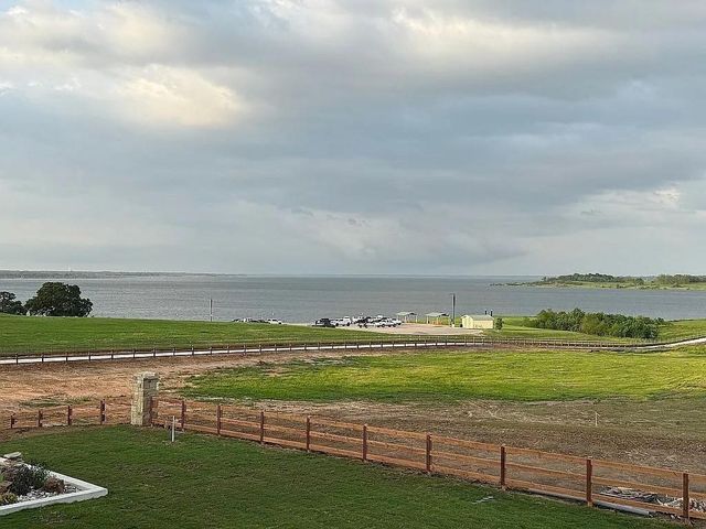 6 Sunrise Drive, Dodd City, TX 75438