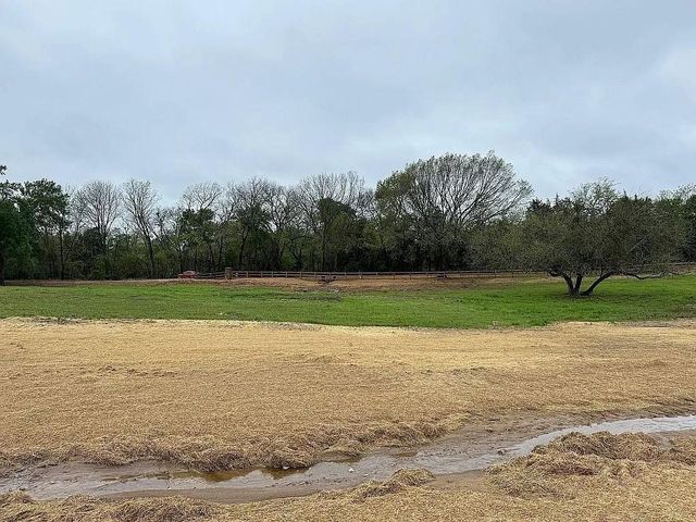 6 Sunrise Drive, Dodd City, TX 75438
