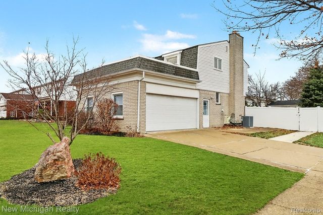 1804 Baldwin Court, Trenton, MI 48183