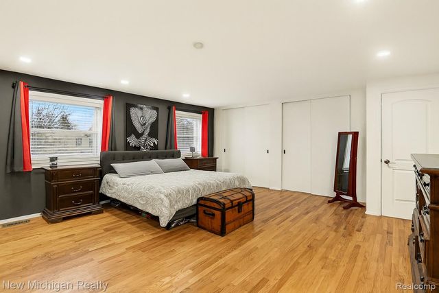 1804 Baldwin Court, Trenton, MI 48183