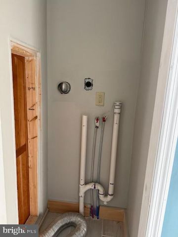 236 N PINE ST, Tremont, PA 17981