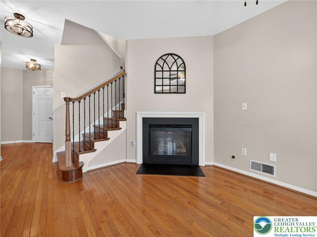 4312 Creek Road, South Whitehall Twp, PA 18104