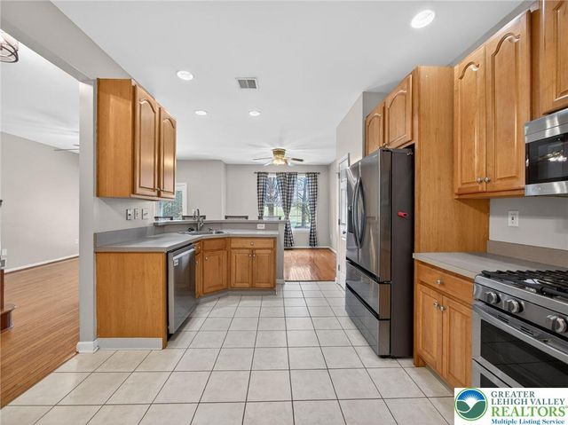 4312 Creek Road, South Whitehall Twp, PA 18104