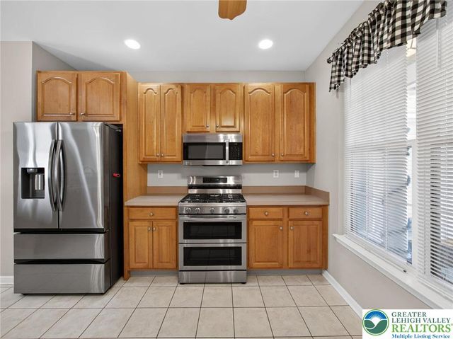 4312 Creek Road, South Whitehall Twp, PA 18104