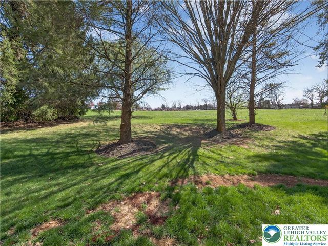 4312 Creek Road, South Whitehall Twp, PA 18104