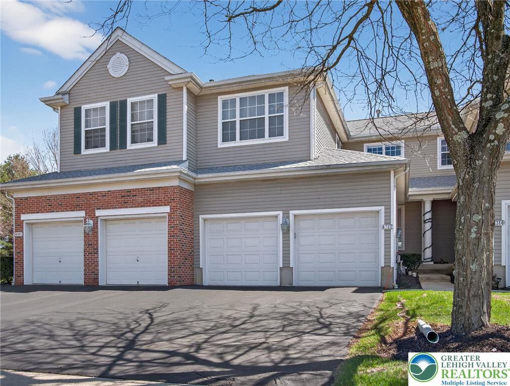 4312 Creek Road, South Whitehall Twp, PA 18104
