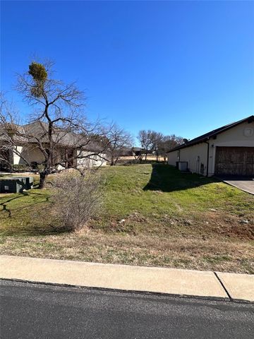 W21017-A Sun Ray, Horseshoe Bay, TX 78657