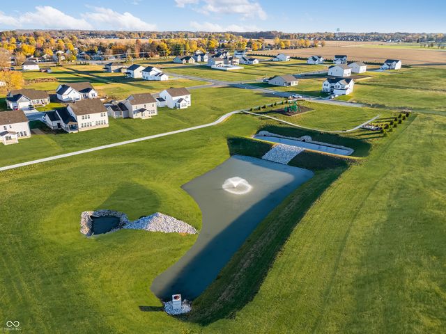 1086 E Valley Oak Court, Mooresville, IN 46158