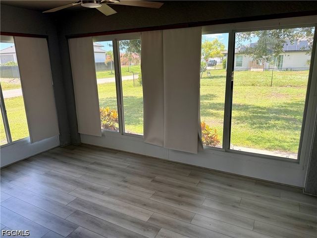 2204 Nelson RD N, Cape Coral, FL 33993