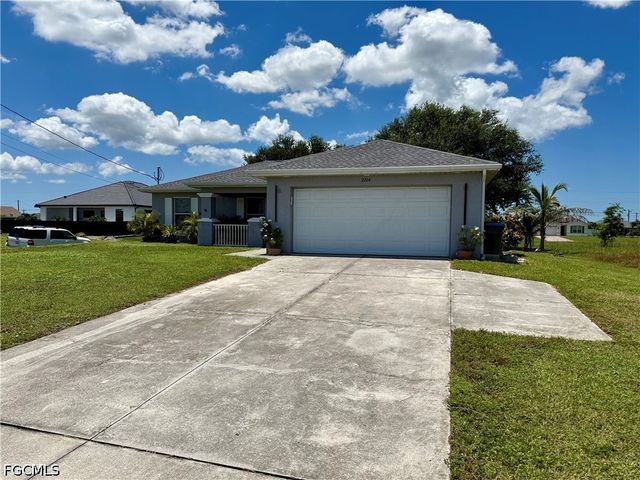 2204 Nelson RD N, Cape Coral, FL 33993