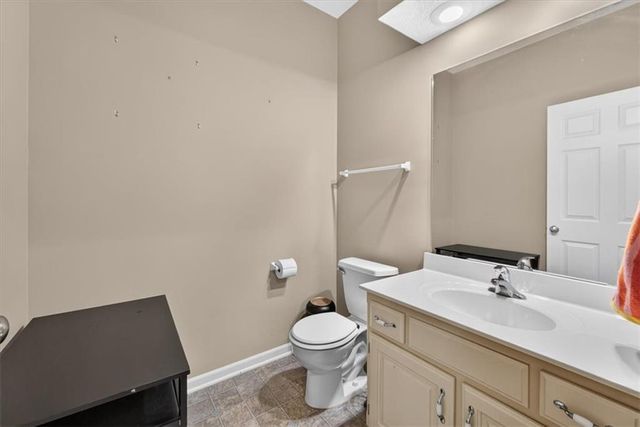420 Shannon Avenue, Smithville, MO 64089