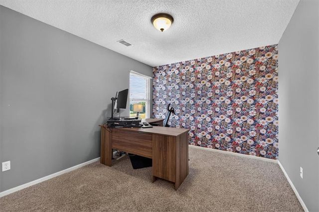 420 Shannon Avenue, Smithville, MO 64089