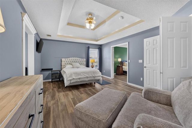 420 Shannon Avenue, Smithville, MO 64089