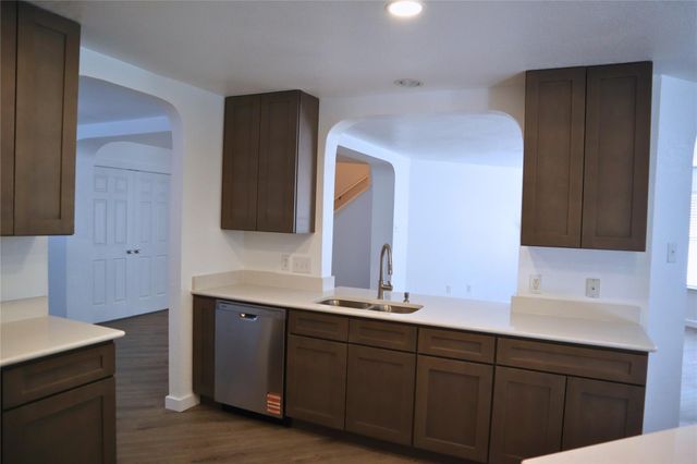 209 Sunny Brook DR, Leander, TX 78641