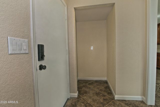 1938 E DIAMOND Drive, Tempe, AZ 85283