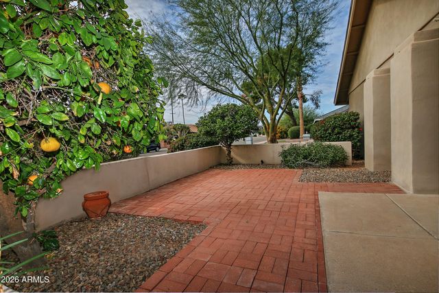1938 E DIAMOND Drive, Tempe, AZ 85283