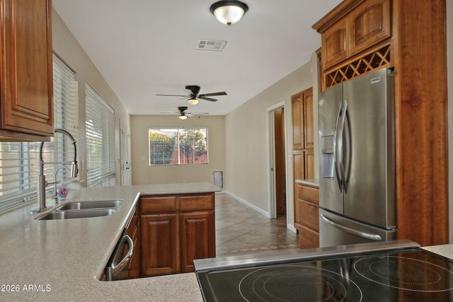 1938 E DIAMOND Drive, Tempe, AZ 85283