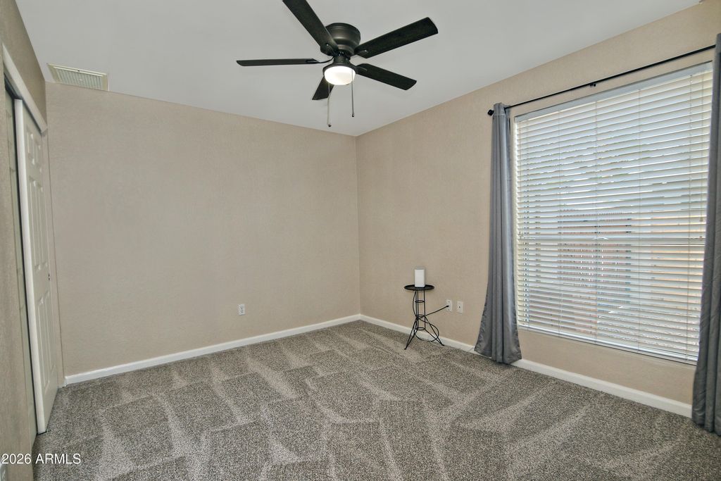 Image 20 of property listing at 1938 E DIAMOND Drive, Tempe, AZ 85283