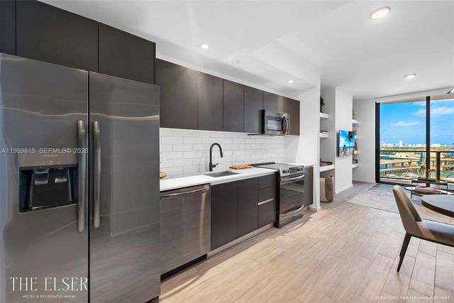 398 NE 5th St 3811, Miami, FL 33132