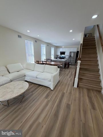 647 KERPER ST, Philadelphia, PA 19111