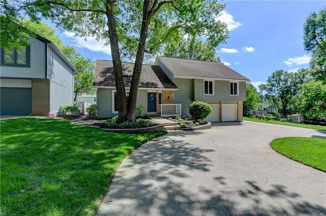 13505 W 78th Street, Lenexa, KS 66216