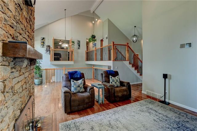13505 W 78th Street, Lenexa, KS 66216
