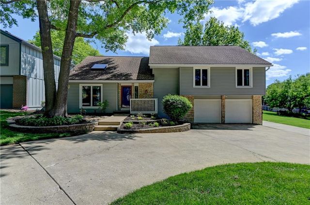 13505 W 78th Street, Lenexa, KS 66216