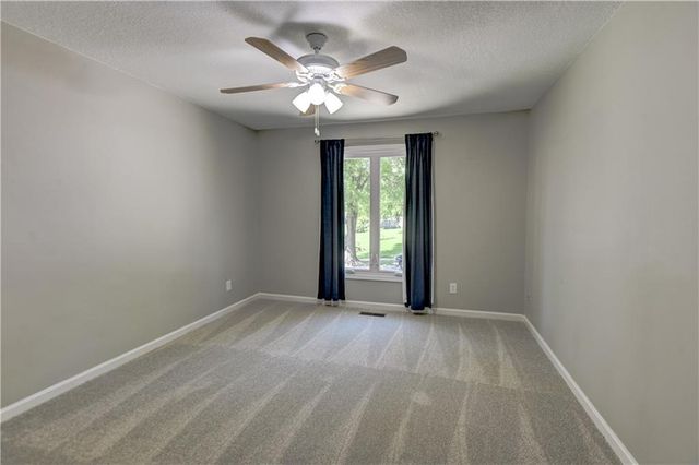 13505 W 78th Street, Lenexa, KS 66216
