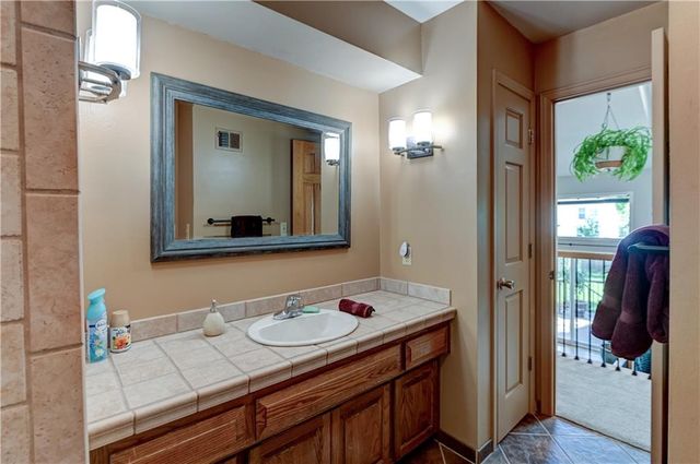 13505 W 78th Street, Lenexa, KS 66216