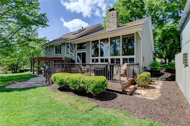 13505 W 78th Street, Lenexa, KS 66216