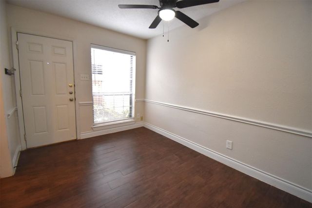 429 Sunset Drive, Dickinson, TX 77539