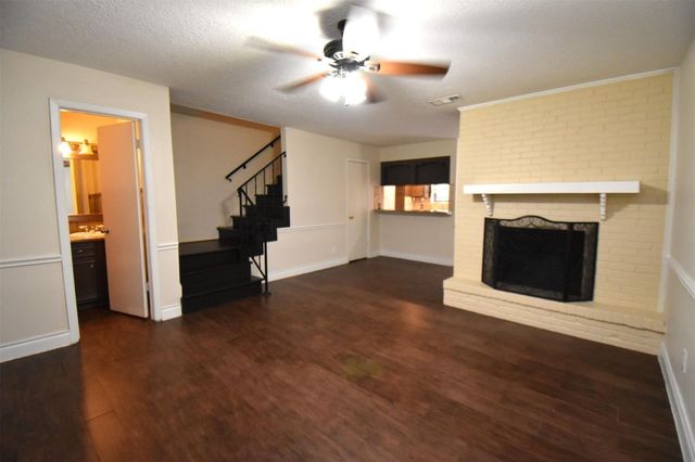 429 Sunset Drive, Dickinson, TX 77539