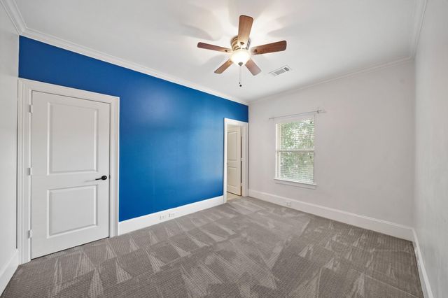 3808 Center Street A, Houston, TX 77007