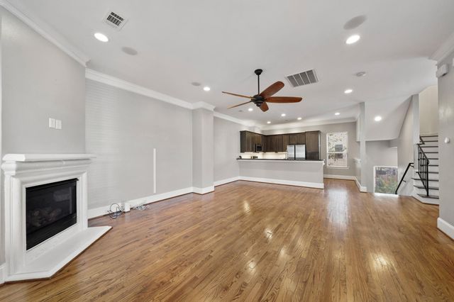 3808 Center Street A, Houston, TX 77007