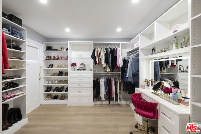 4820 S Van Ness Avenue, Los Angeles, CA 90062