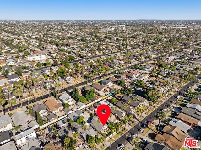 4820 S Van Ness Avenue, Los Angeles, CA 90062
