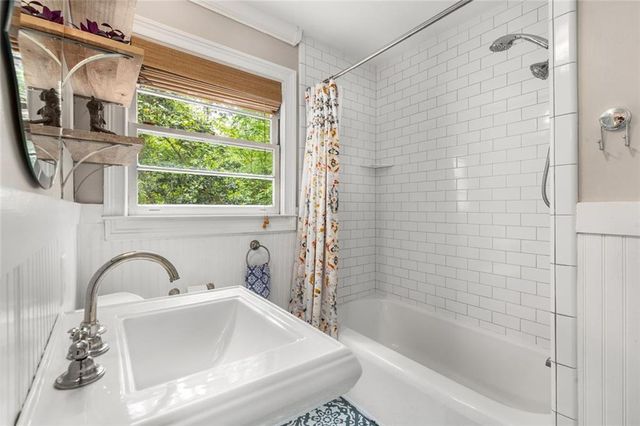 504 Kingswood Lane NW, Atlanta, GA 30305