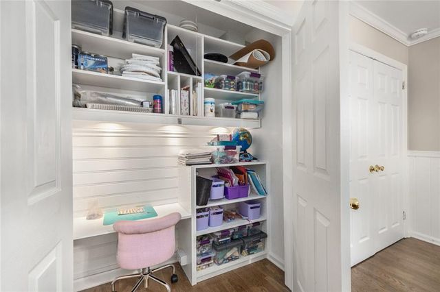 504 Kingswood Lane NW, Atlanta, GA 30305