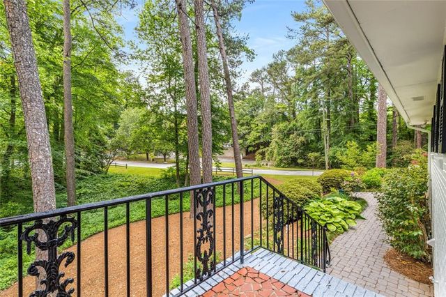 504 Kingswood Lane NW, Atlanta, GA 30305